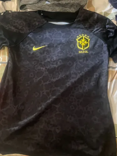 Camisa do Brasil - primeira linha
