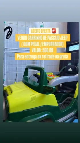 Carrinho de passeio Jeep
