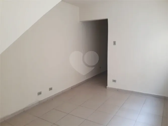 Casa de vila com 2 quartos para locação em Chácara inglesa - SP