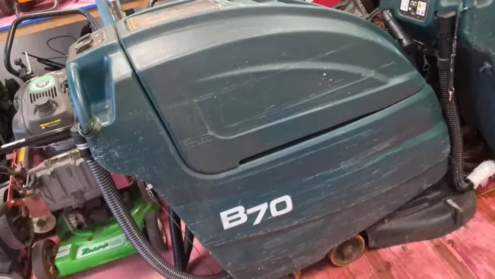Lavadora de piso B70 - Usada