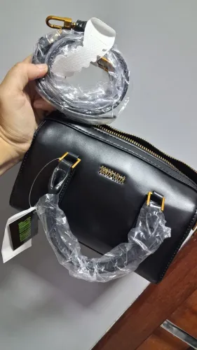 Bolsa nova Santa Lola