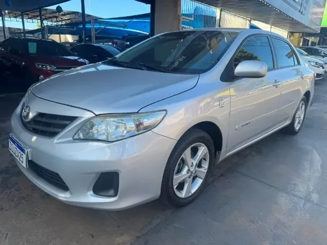 Toyota Corolla GLI 1.8 Flex 16V Aut. 2013