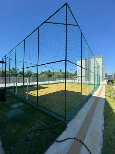 Apartamento de repasse no condomínio Granvilage Eusébio 3, com varanda e suíte