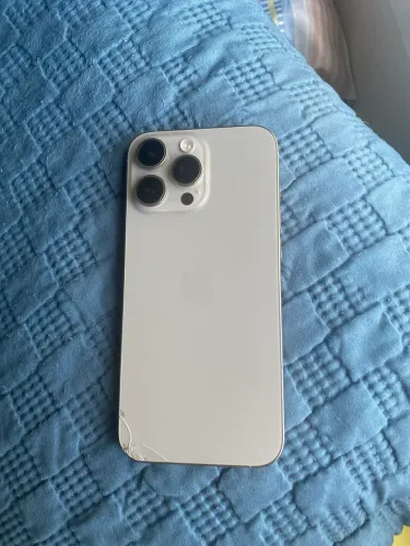 iPhone 16 Pro Max Cinza titânio ? Saúde da bateria: 89% Armazenamento: 256GB