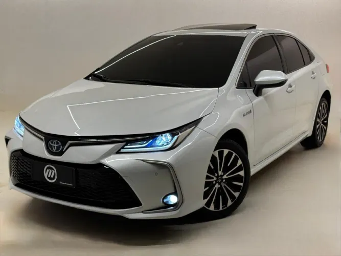 Toyota Corolla Altis Prem. Hybrid 1.8 Flex AUT 2023