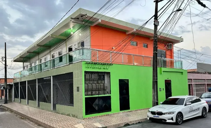 PRÉDIO DE 10 KITNETS PRÓXIMO À ARTERIAL 18, CIDADE NOVA VII.