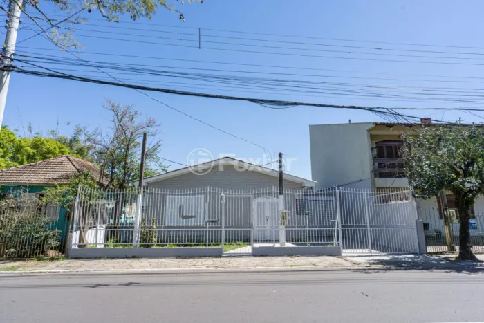 Casa à venda Rua Pandiá Calógeras, Niterói - Canoas