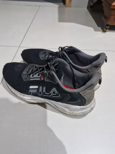 Tenis fila tamanho 46