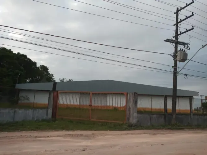Galpão na Colônia Antônio Aleixo - Manaus - Amazonas.