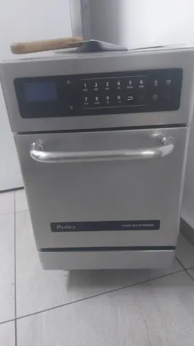 Forno Finalização rápida (Speed Oven)