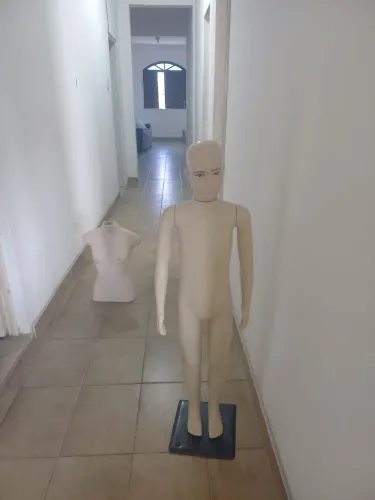 Manequin infantil feminino