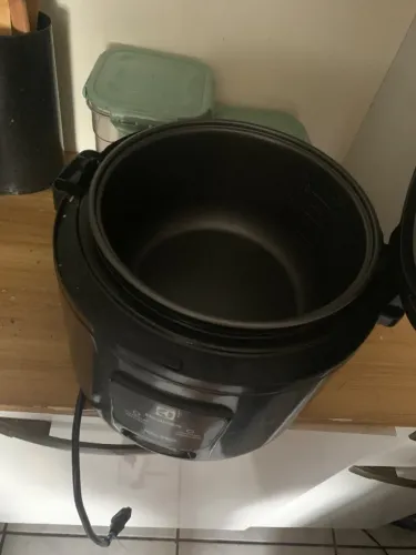 Vendo panela elétrica de arroz