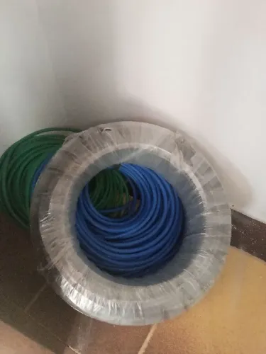Vendo 100 metros de cabo de cobre 16mm preto