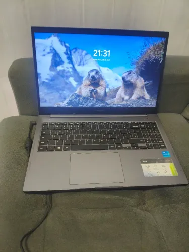 Notebook Samsung Book Intel Core i3 (11ª Geração) - Ótimo Estado!