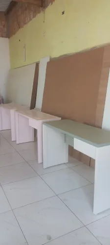 Escrivaninha 120x 45   76 altura