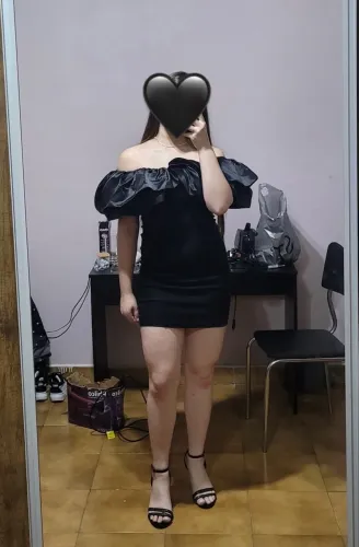 Vestido Preto Curto de Festa com Manga Bufante
