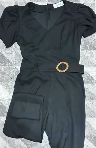 Macacão Karmani Preto tam P