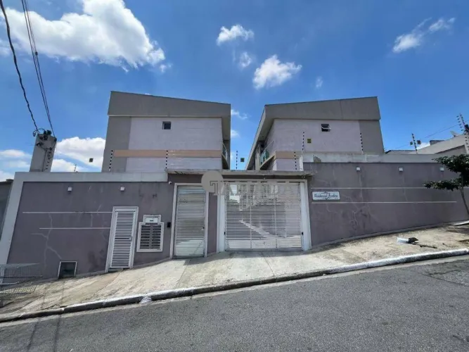 Sobrado com 3 dormitórios para alugar, 132 m² por R$ 3.206,00/mês - Vila Domitila - São Pa