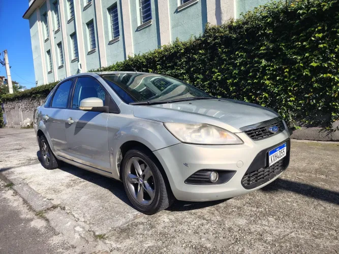 Ford Focus Sedan 2.0 16v/2.0 16V Flex 4P Aut. 2011