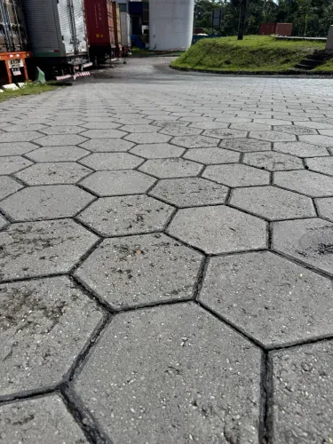 Bloco de concreto sextavado 