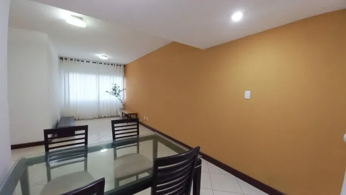 Excelente apartamento de 3 quartos totais, para locação, na Pituba..
