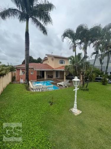 Casa com 5 dormitórios à venda, 313 m² por R$ 1.800.000,00 - Condomínio Campos de Santo An