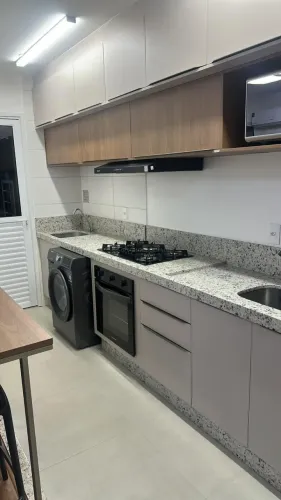Apartamento com 02 Dormitórios - Zona 08