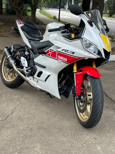 Yamaha R3 ABS 2023 Edição 60 Anos