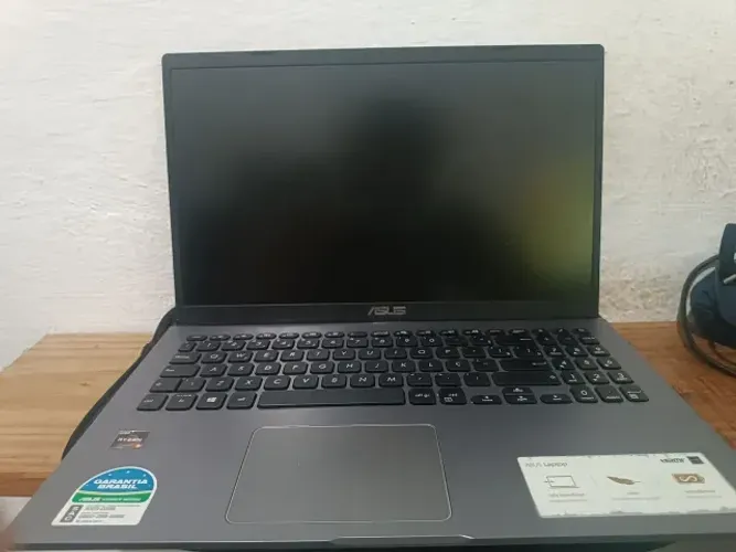 Notebook AMD Ryzen 5 3500U 16gb de Ram