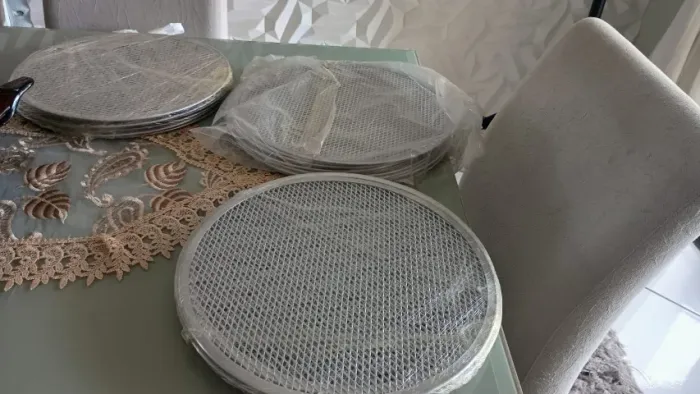 vendo tela pra pizza 35cm nova