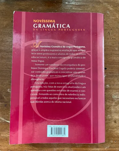 Novíssima gramatica da Língua Portuguesa