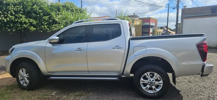 Nissan Frontier XE CD 4X4 2.3 Bi-TB Diesel Aut. 2024