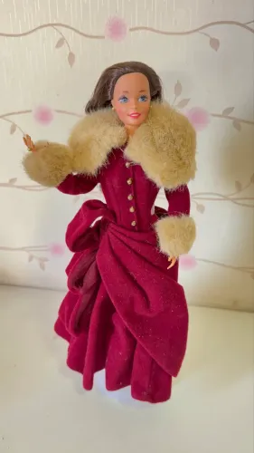 Barbie collector Victorian elegance 1994 morena
