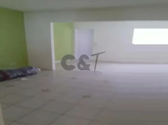 Casa Térrea - 2 Dormitórios (Suítes) à Venda no Jardim Petrópolis - São Paulo/SP.