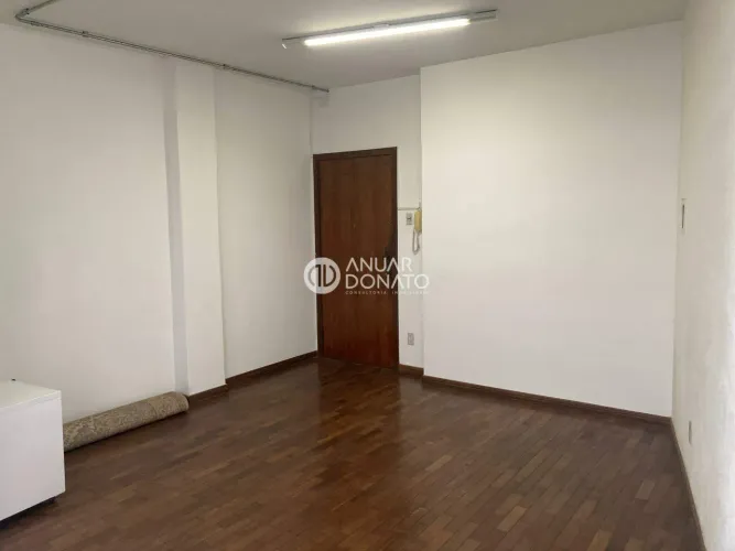 Sala comercial com vaga de garagem à venda no bairro Cruzeiro