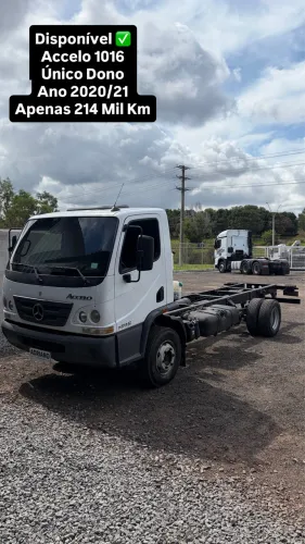 M.Benz Accelo 1016 2021! Único Dono