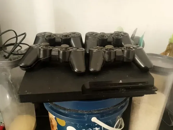 PS3 - Slim desbloqueado com HEN - CECH-3011A
