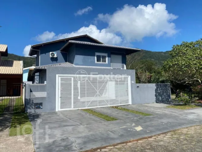 Casa à venda Avenida Ptolomeu Bittencourt, Pântano do Sul - Florianópolis