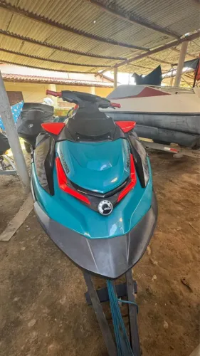 Jetski seadoo wake 230