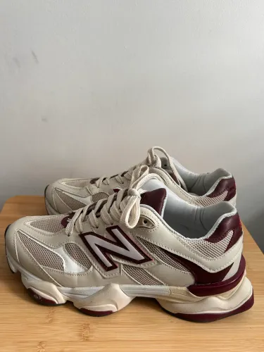 Tênis New Balance feminino N;38