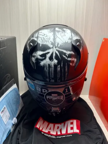 Capacete HJC Rpha 11 Punisher Marvel 