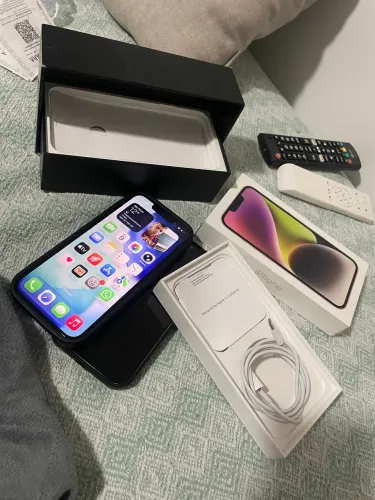 iPhone 14 128GB + iPhone 11 128GB - Combo com Desconto