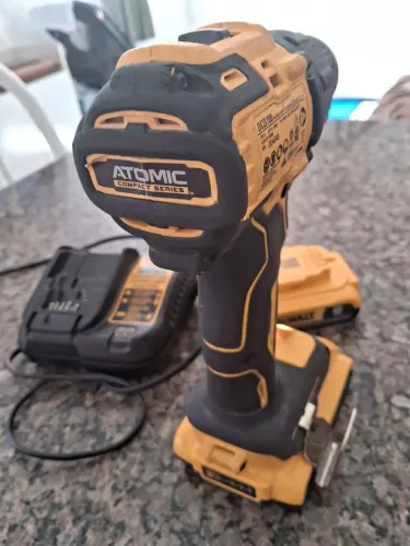 Parafusadeira dewalt 20 v