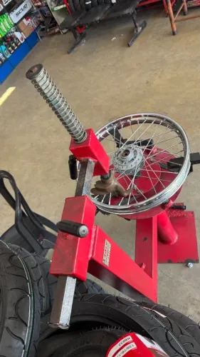 maquina de retirar pneu manual para motocilceta