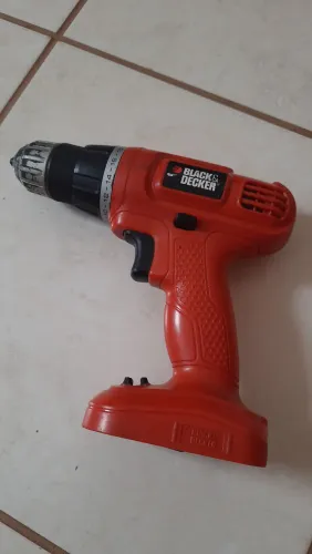 Parafusadeira Black & Decker s/bateria