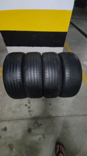 Jogo de Pneus 205/55 R17 Bridgestone - Semi Novos (Oportunidade!)