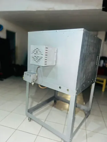 Vendo forno industrial Venâncio