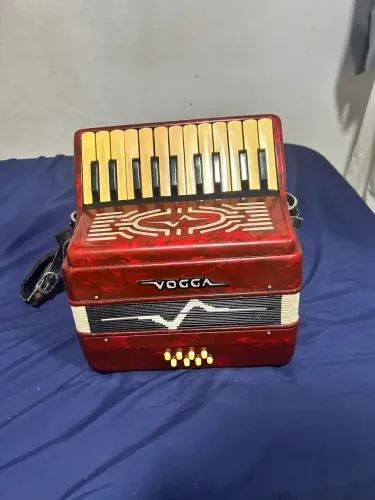 Acordeon 8 baixos vogga