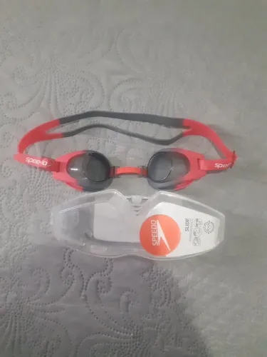 Óculos de natação speedo