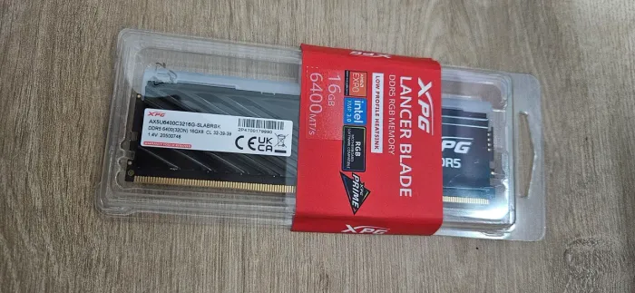 Memória DDR5 XPG Lancer Blade, 16GB, 6000MHz, Black